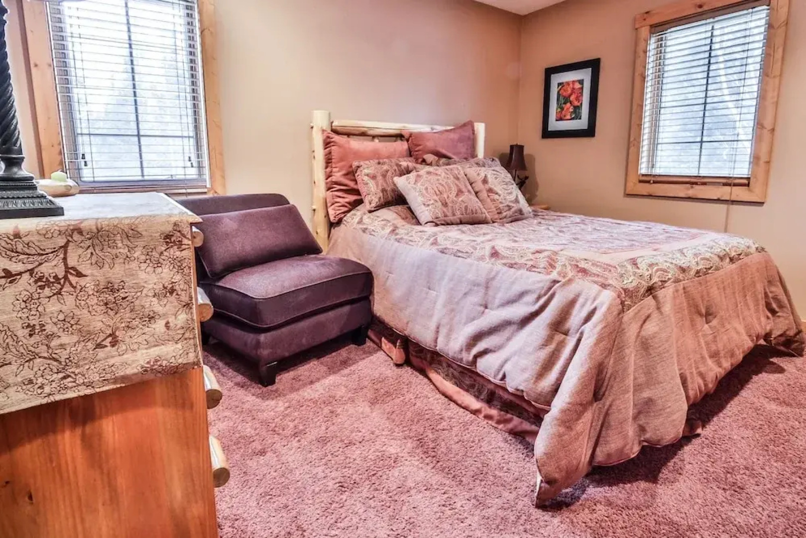 The Log Lodge - 4 Br Home