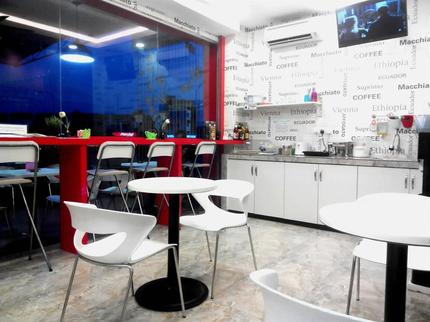 EV World Hotel Enstek near KLIA & KLIA 2