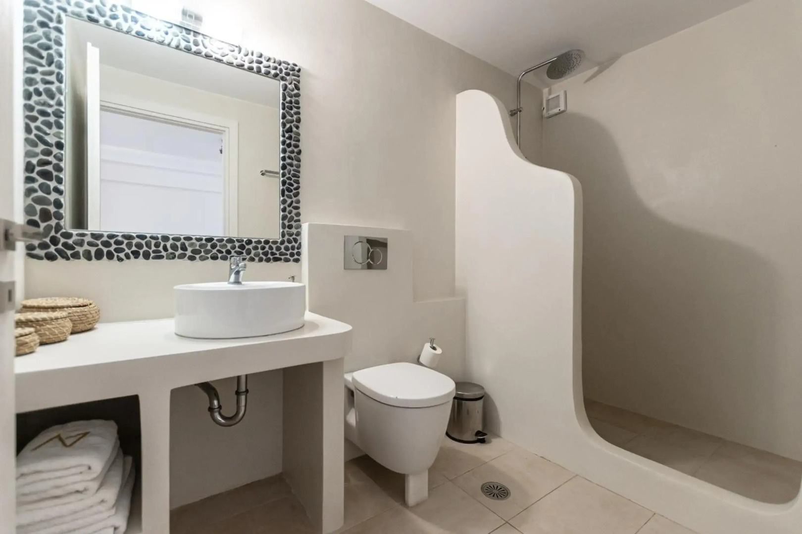 Annita's Village Hotel