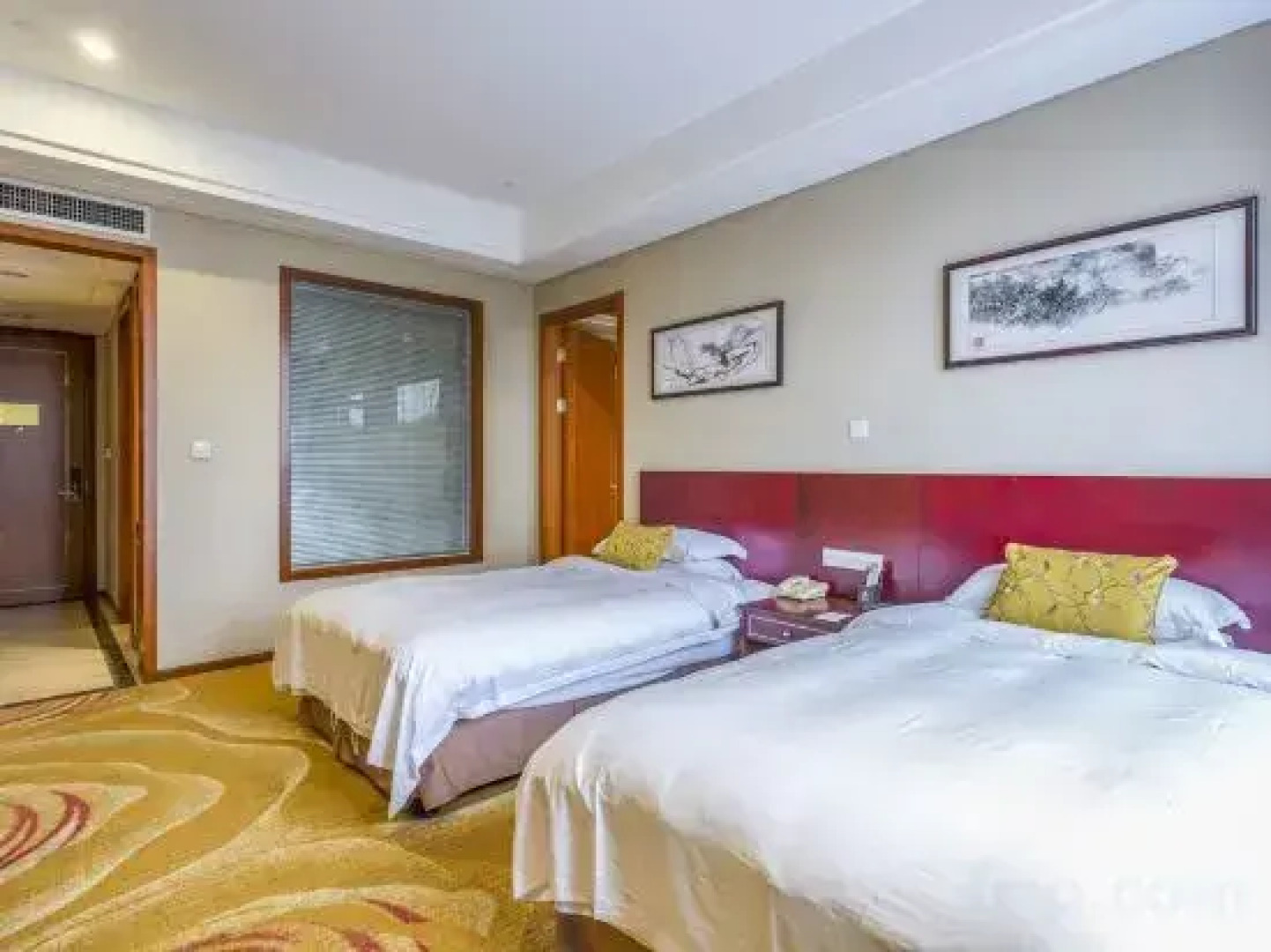 Zhan Ye International Hotel