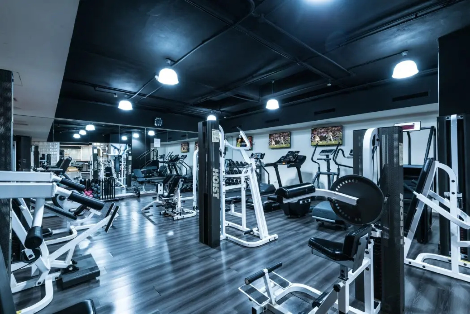 Golden Tulip Galleria Hotel