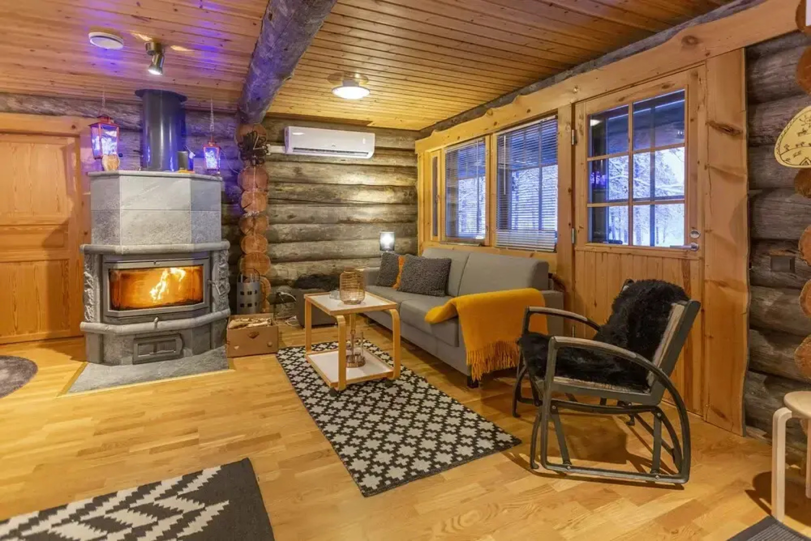 Kuukkeli Log Houses Villa Aurora (Pupula)