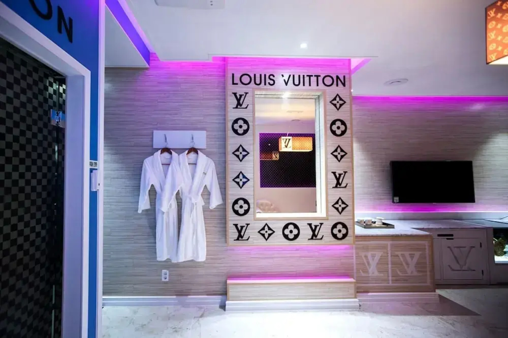Wanju Myeongpum Self Check-in Motel