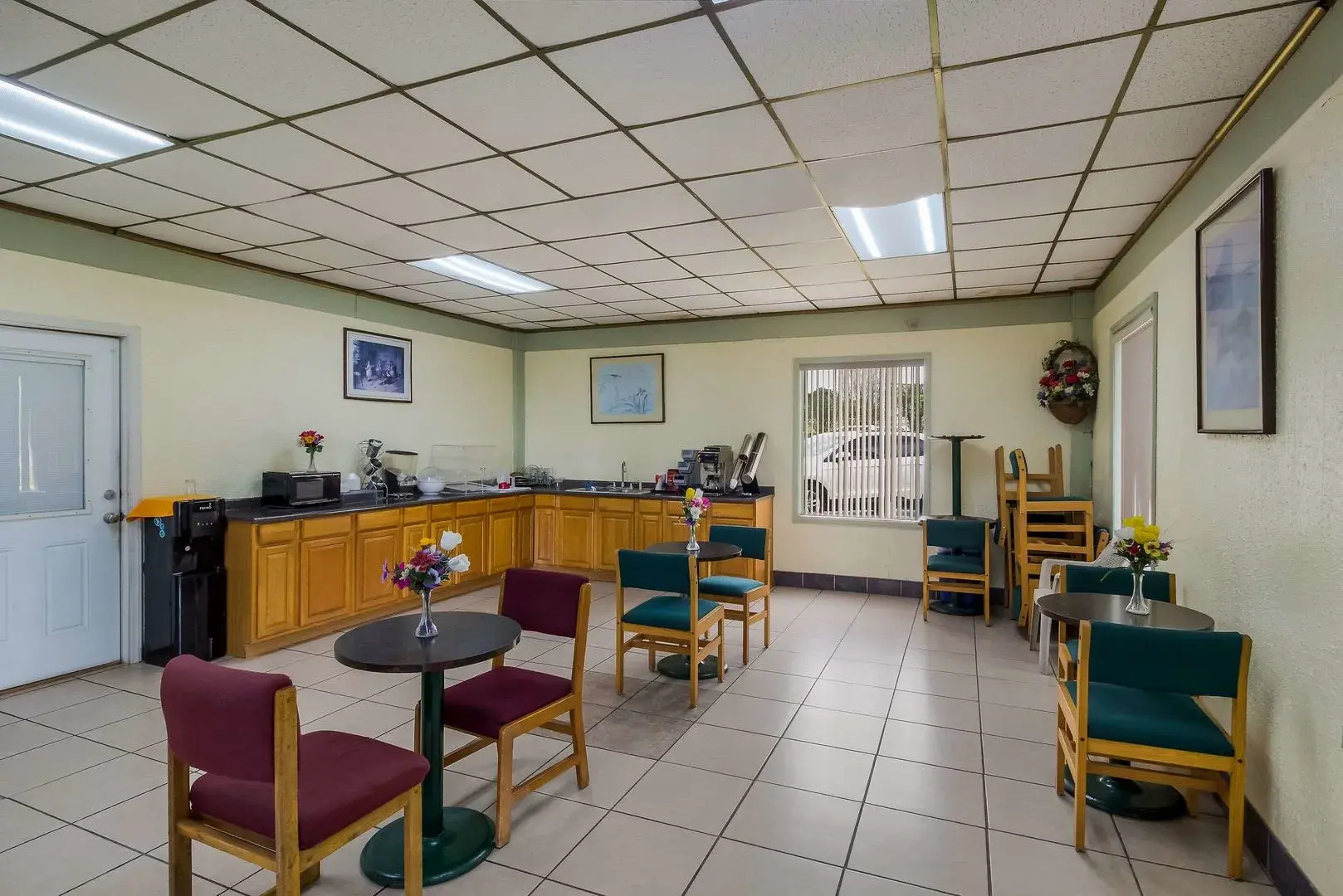 Rodeway Inn Conference Center