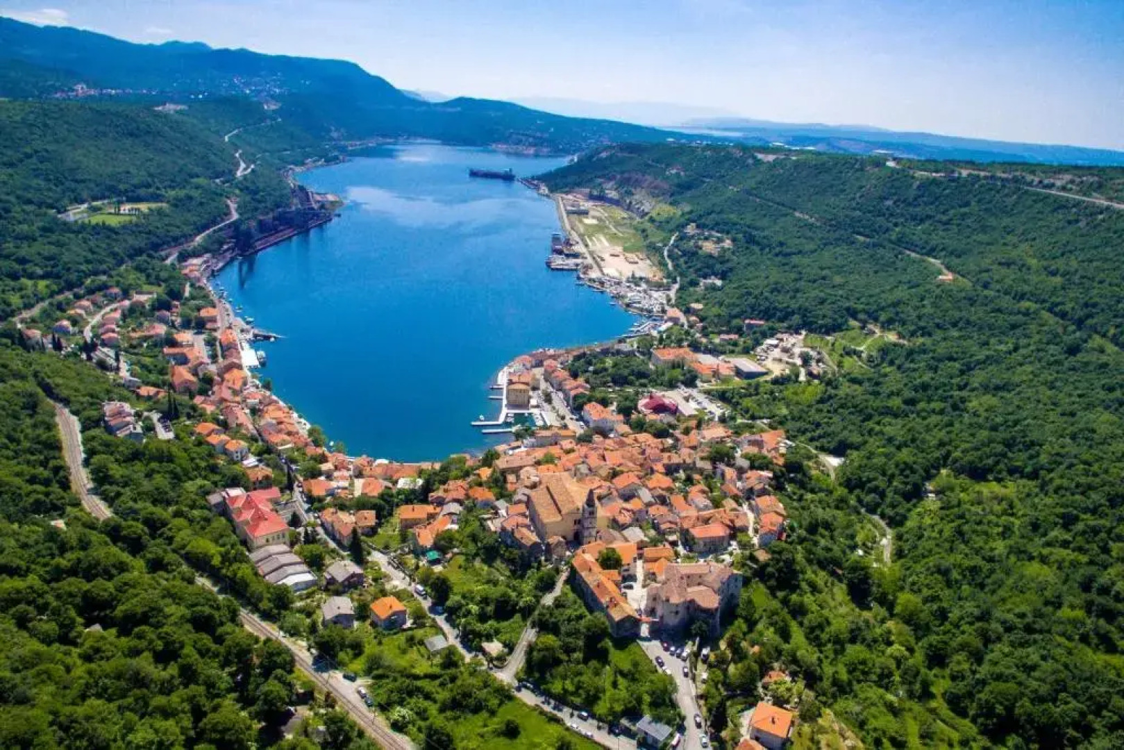 Villa With 3 Bedrooms in Bakar, With Wonderful sea View, Private Pool,