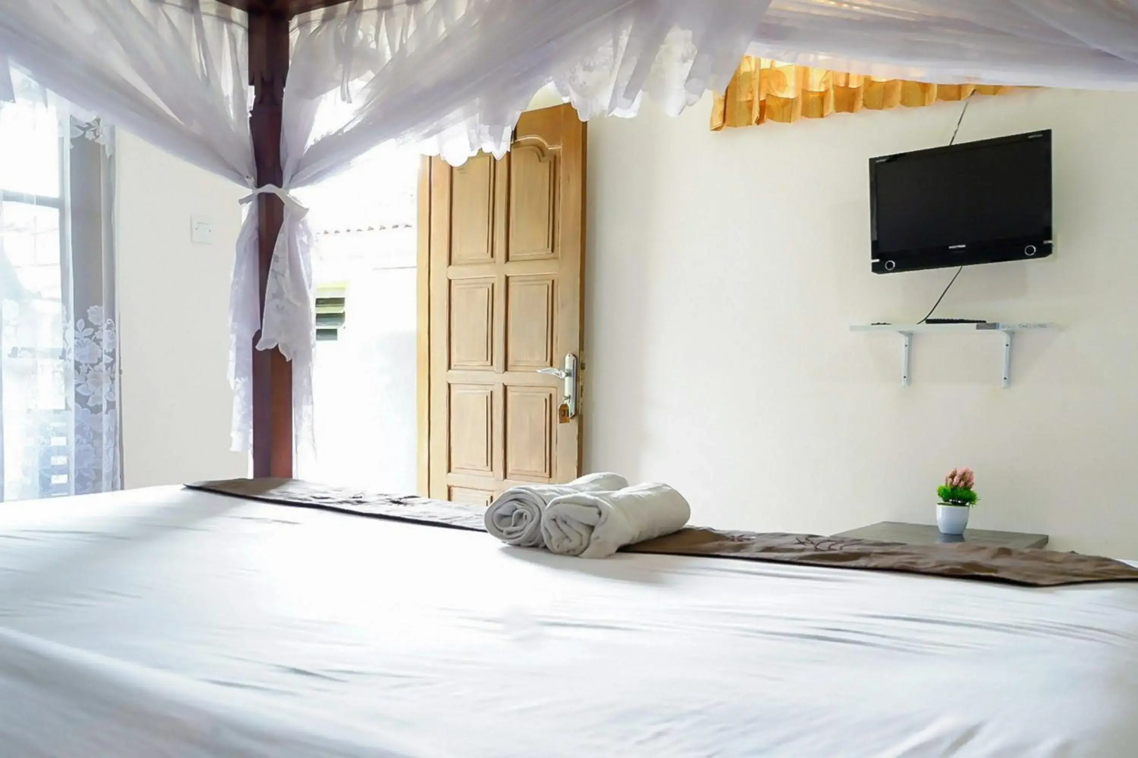 Segara Hotel and Restaurant