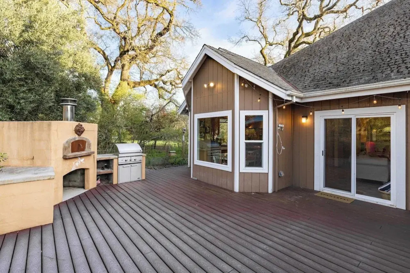 Valley of the Moon by Avantstay Tranquil Escape, Large Yard w/ Hot Tub & Fire Pit