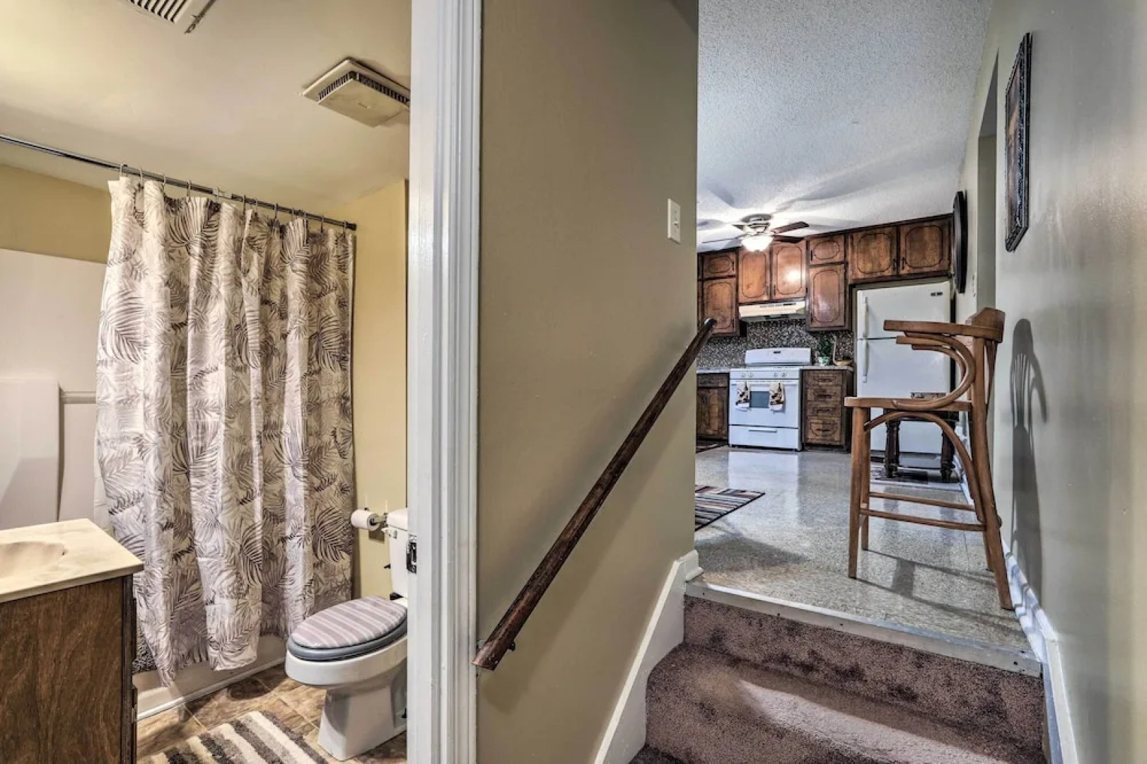 Family Home Near Panola Mountain State Park!