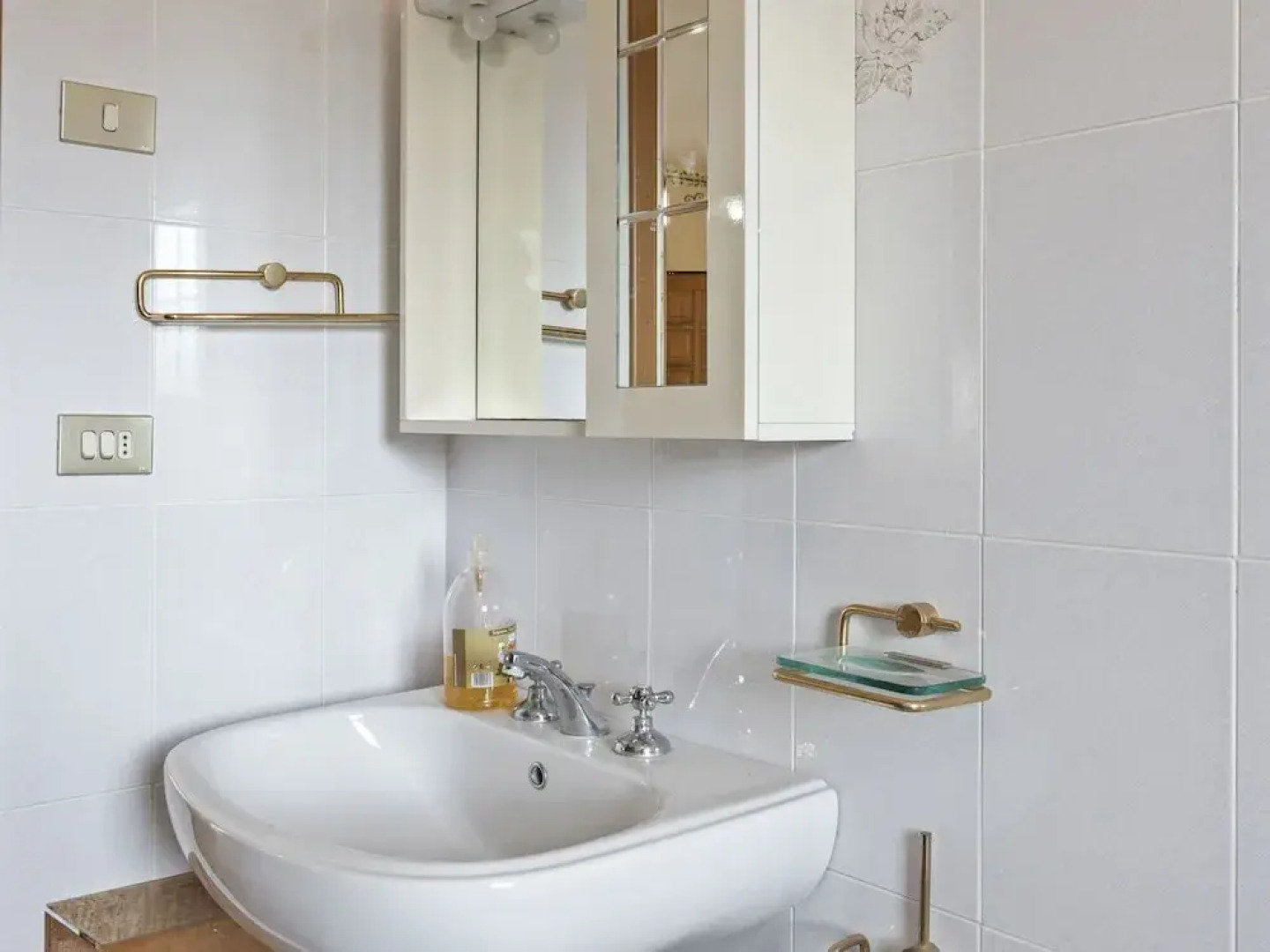 Valley-View Villa in Trabia with Swimming Pool