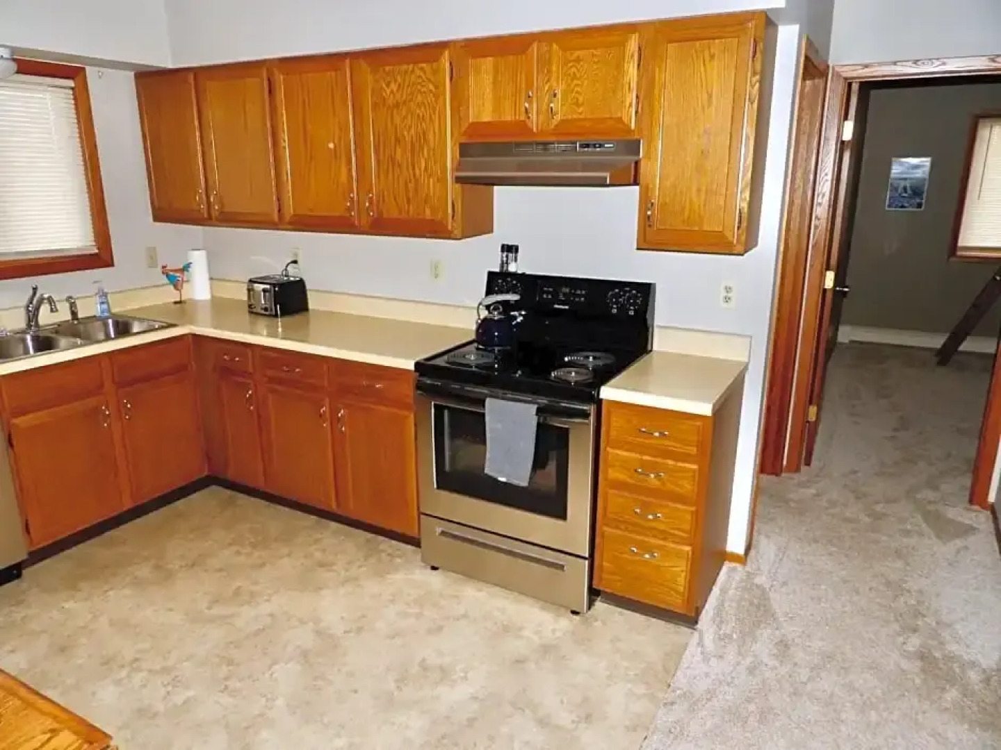 The Washburn Inn - On the Lake