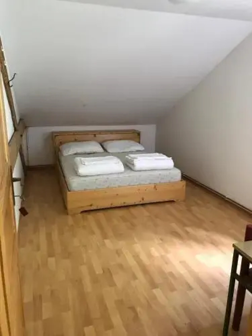 Valvasorjev dom pod Stolom