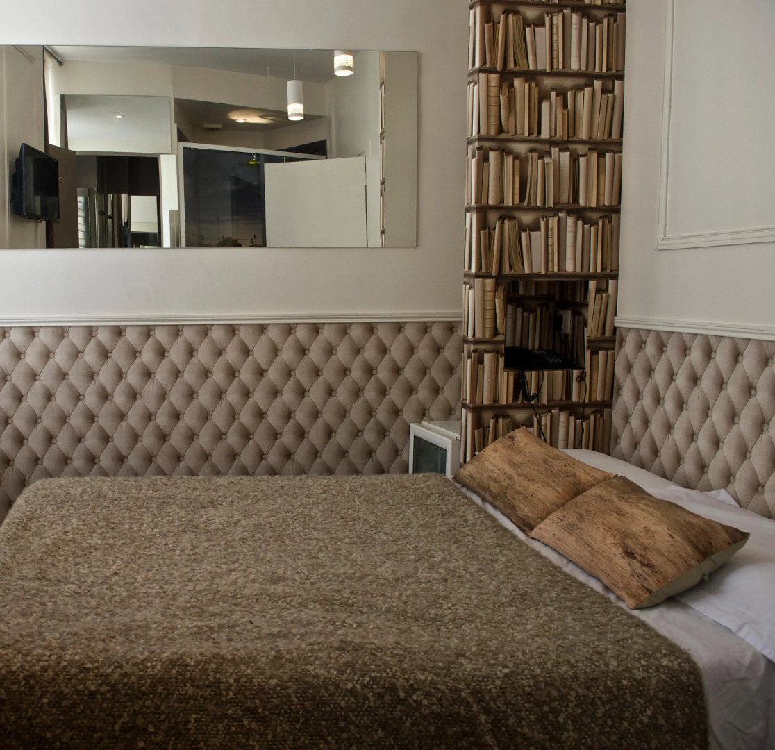 Hotel Petit Saint Honoré