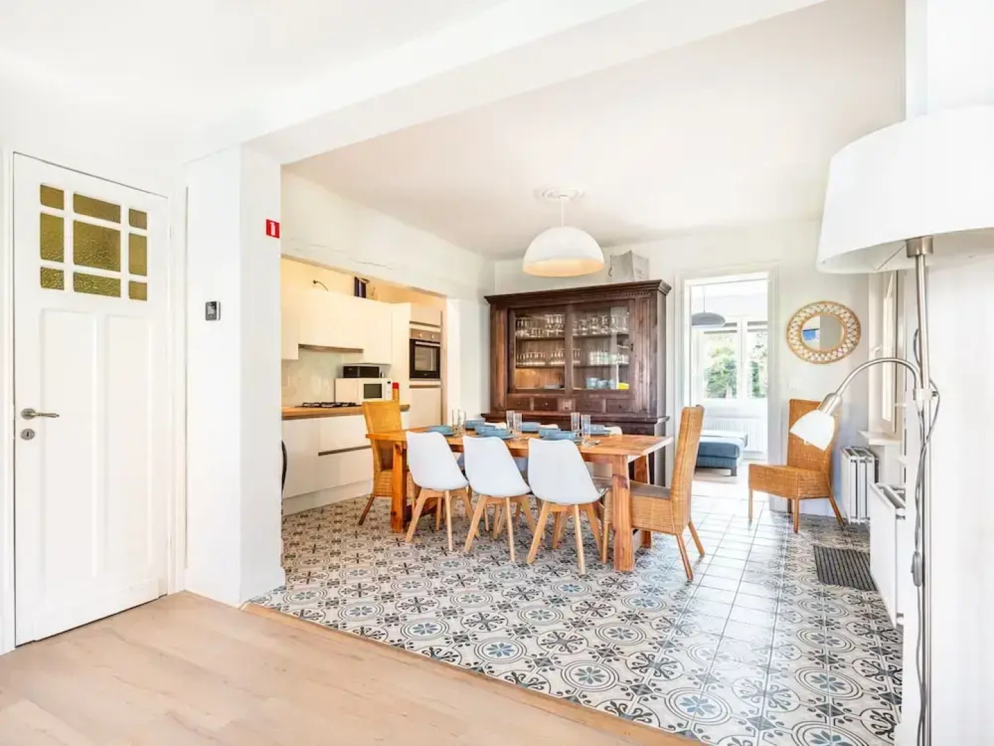 Villa Near Sea With BBQ and Play Attic