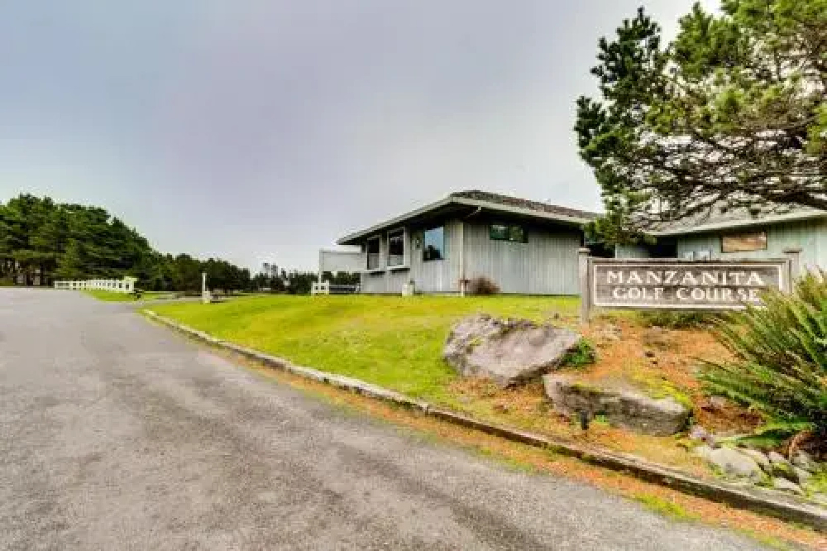 Manzanita Beach Cottage