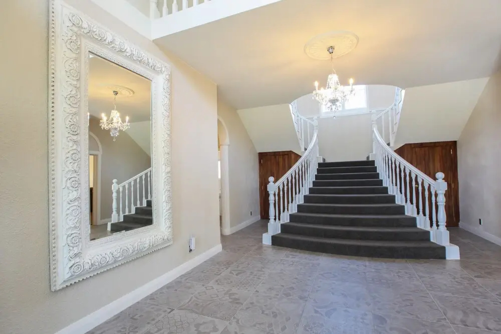 Luxury 5 Brm Oasis in Temple View