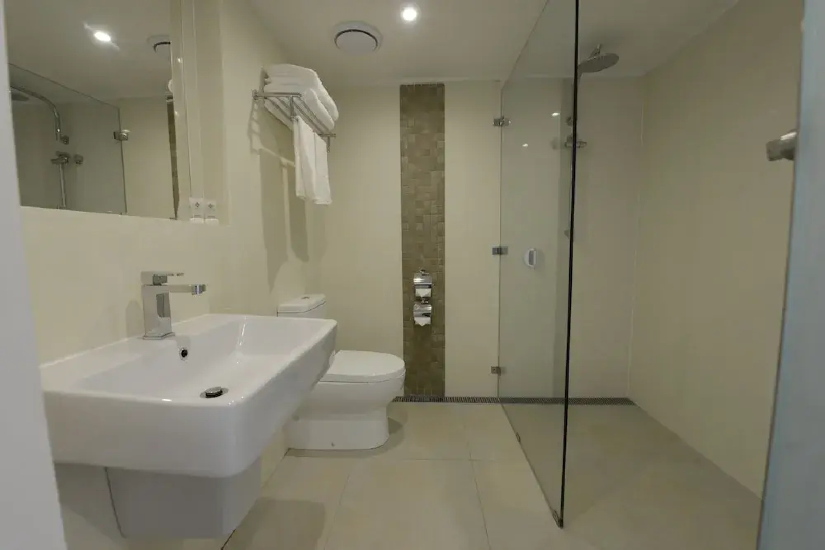 Cassowary Hotel