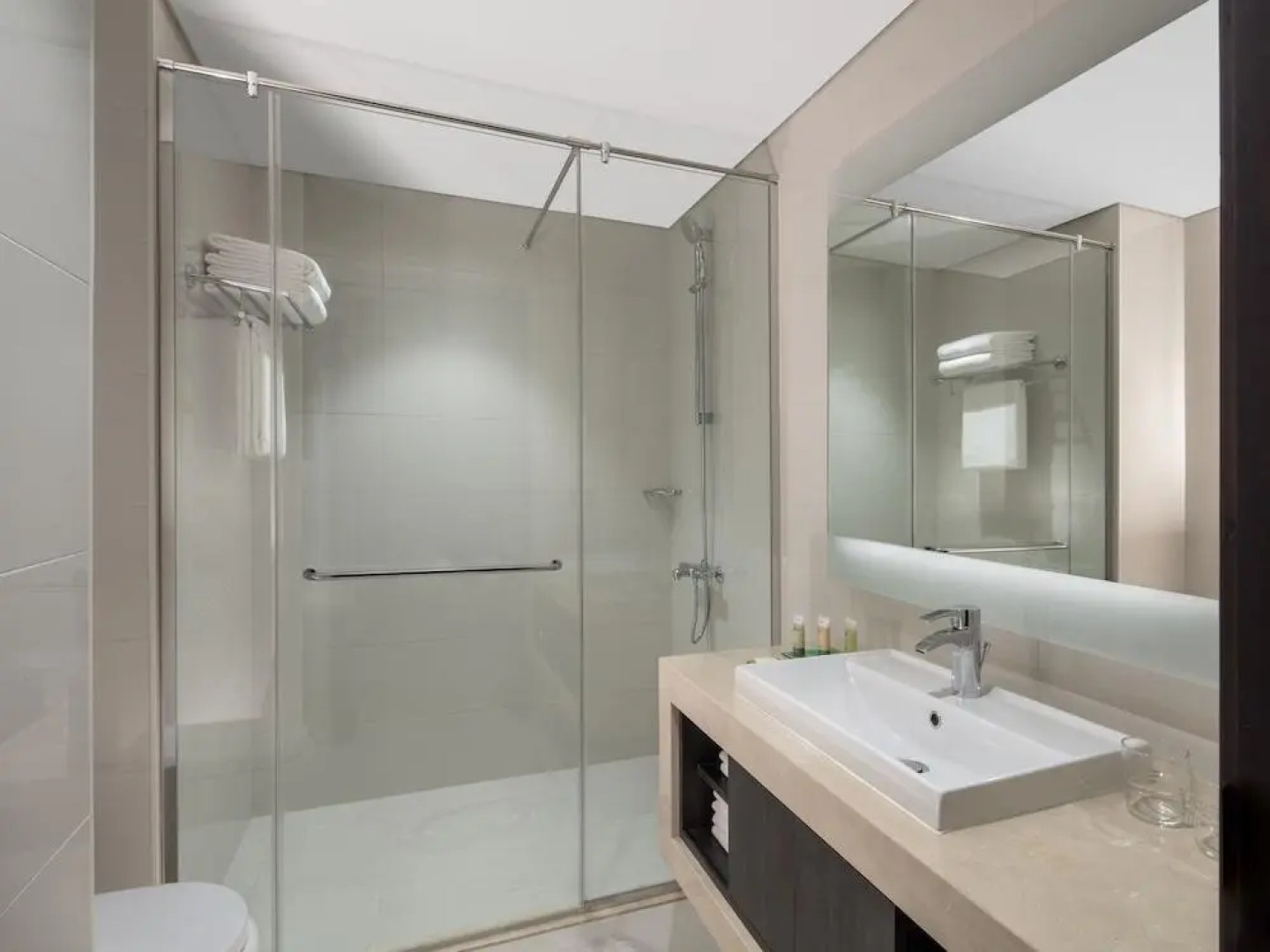 Hyatt Place Dubai Jumeirah Residences