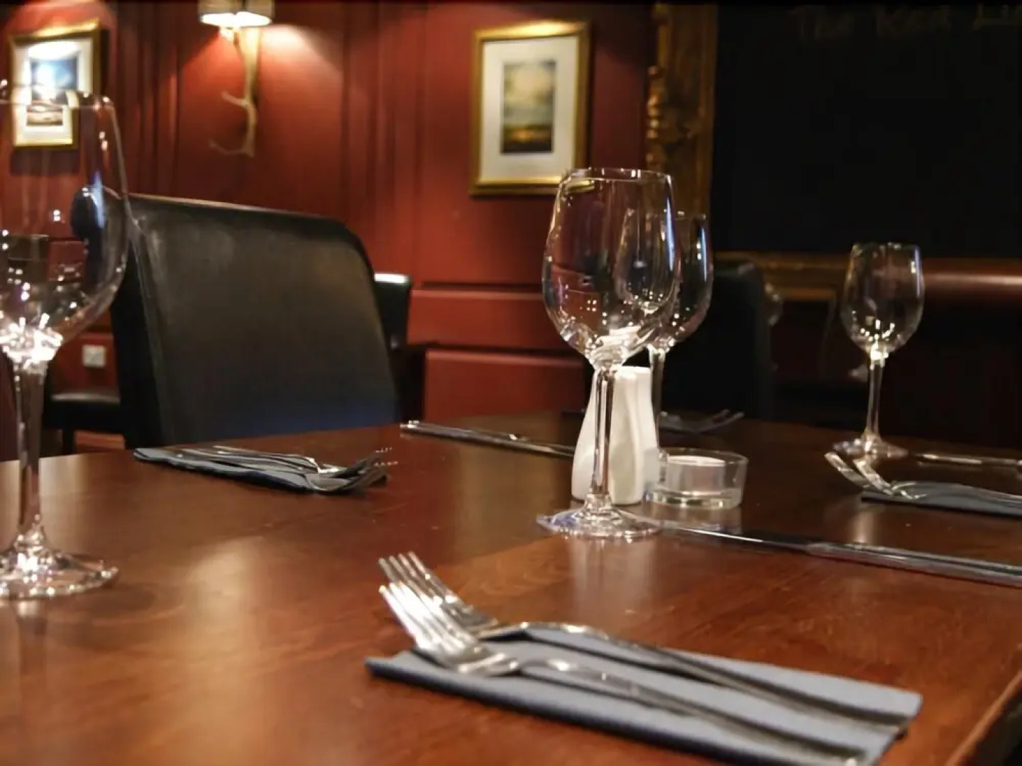 No1 Hotel & Wine Lounge