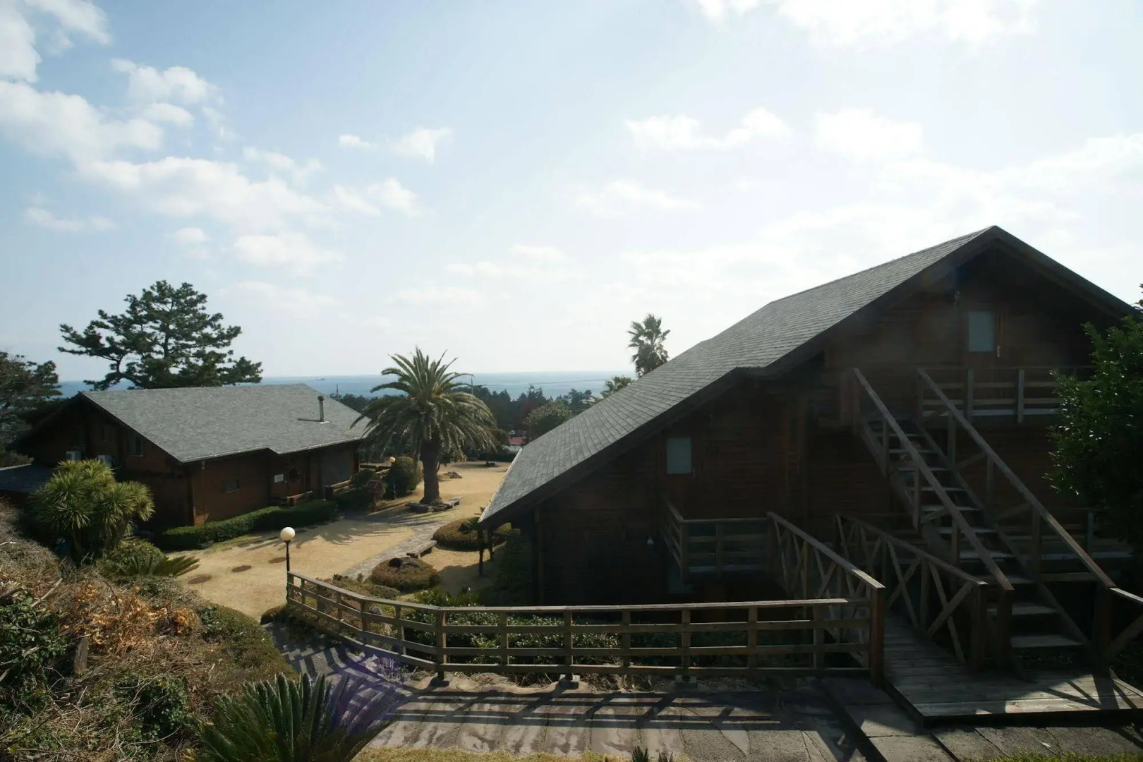 Sunny Day Jeju Pension