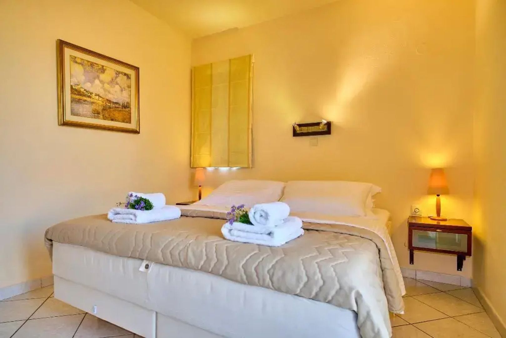 Chrismos Luxury Suites & Studios