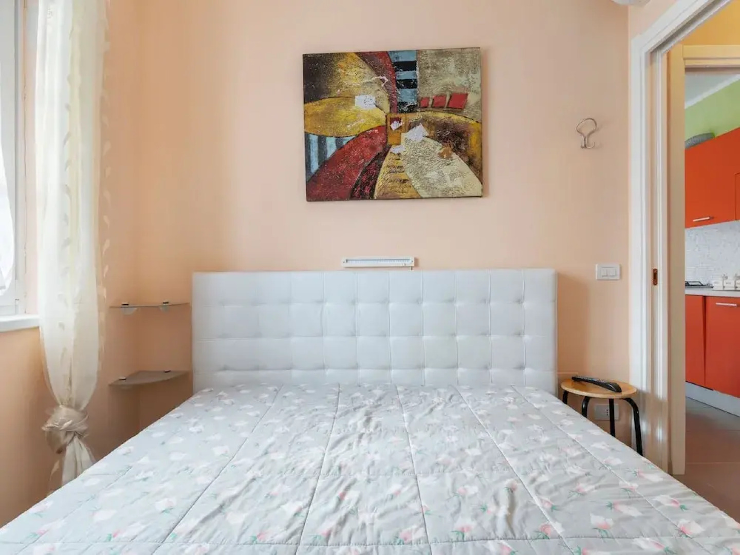 Graceful Holiday Home in Magliolo With Swimming Pool