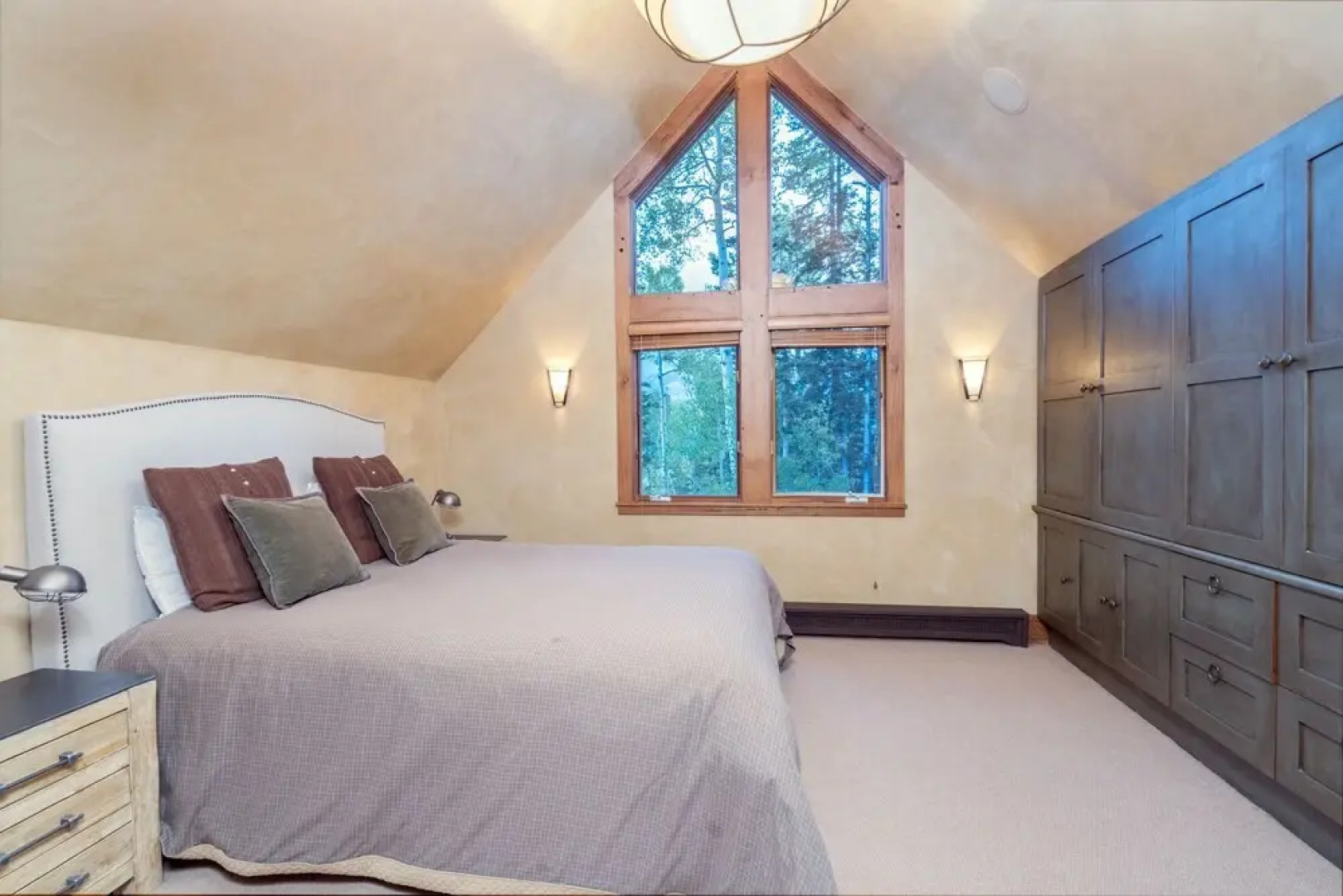 Alpenglow - 5 Br Home