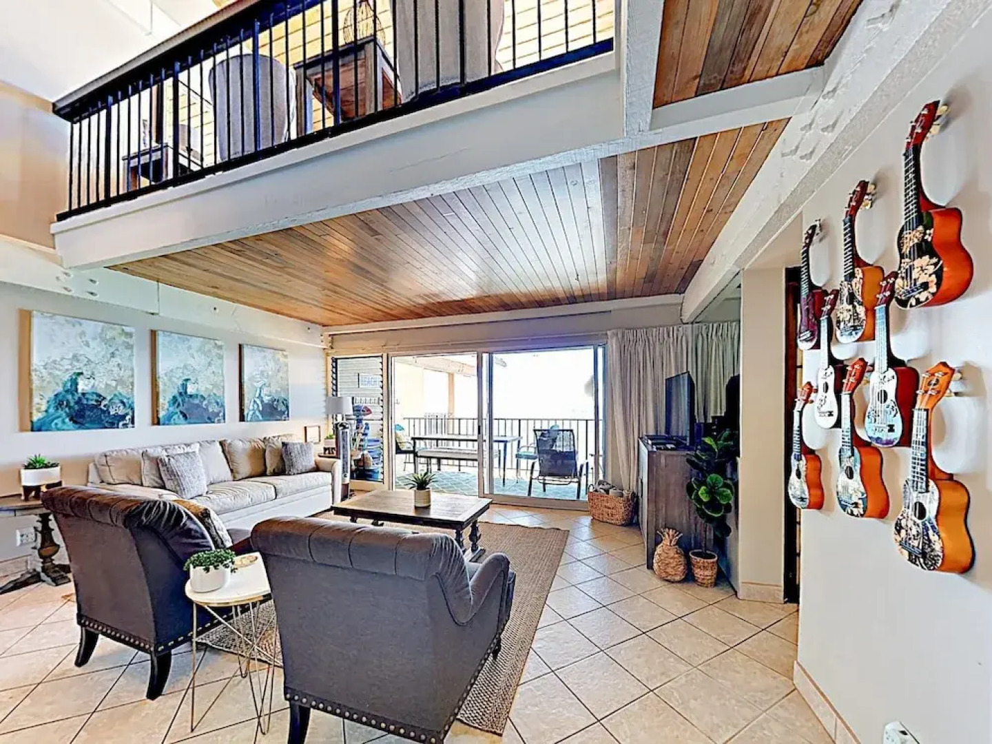 Lower Honoapiilani Condo Unit #404 2 Bedrooms 2 Bathrooms Condo