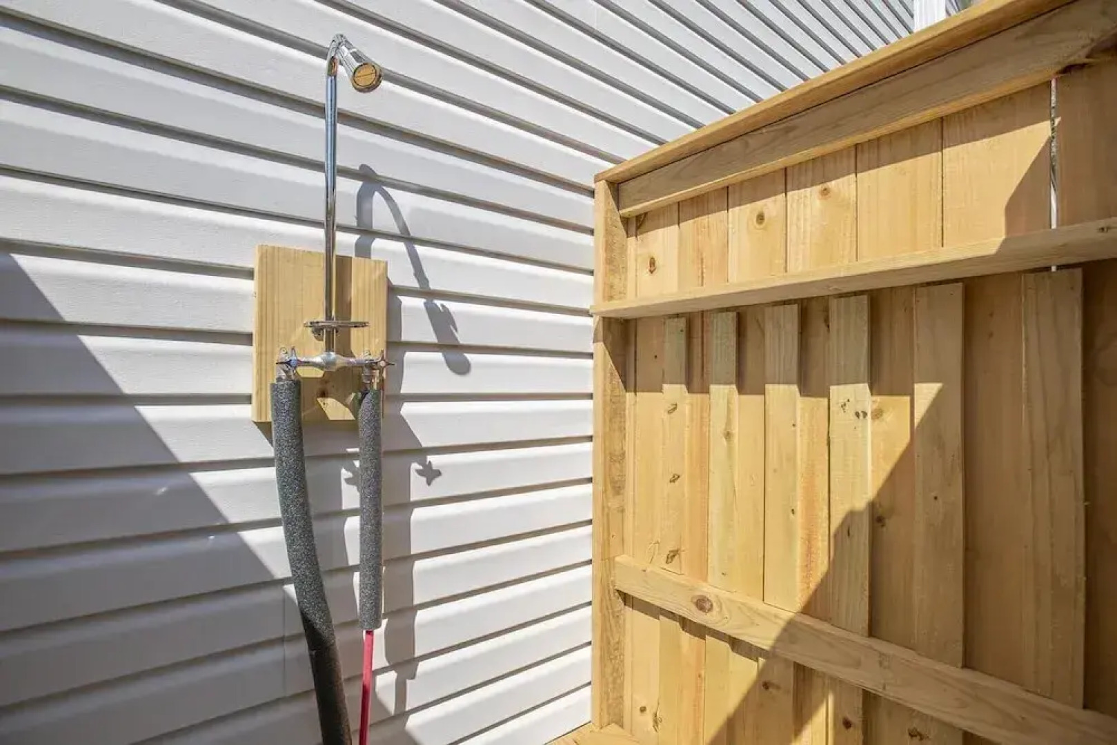 Cardinal Seas 5 Bedroom Home by RedAwning