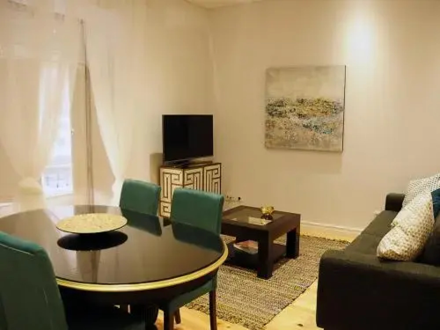 Sado Blue - City & River Flats by Be@home