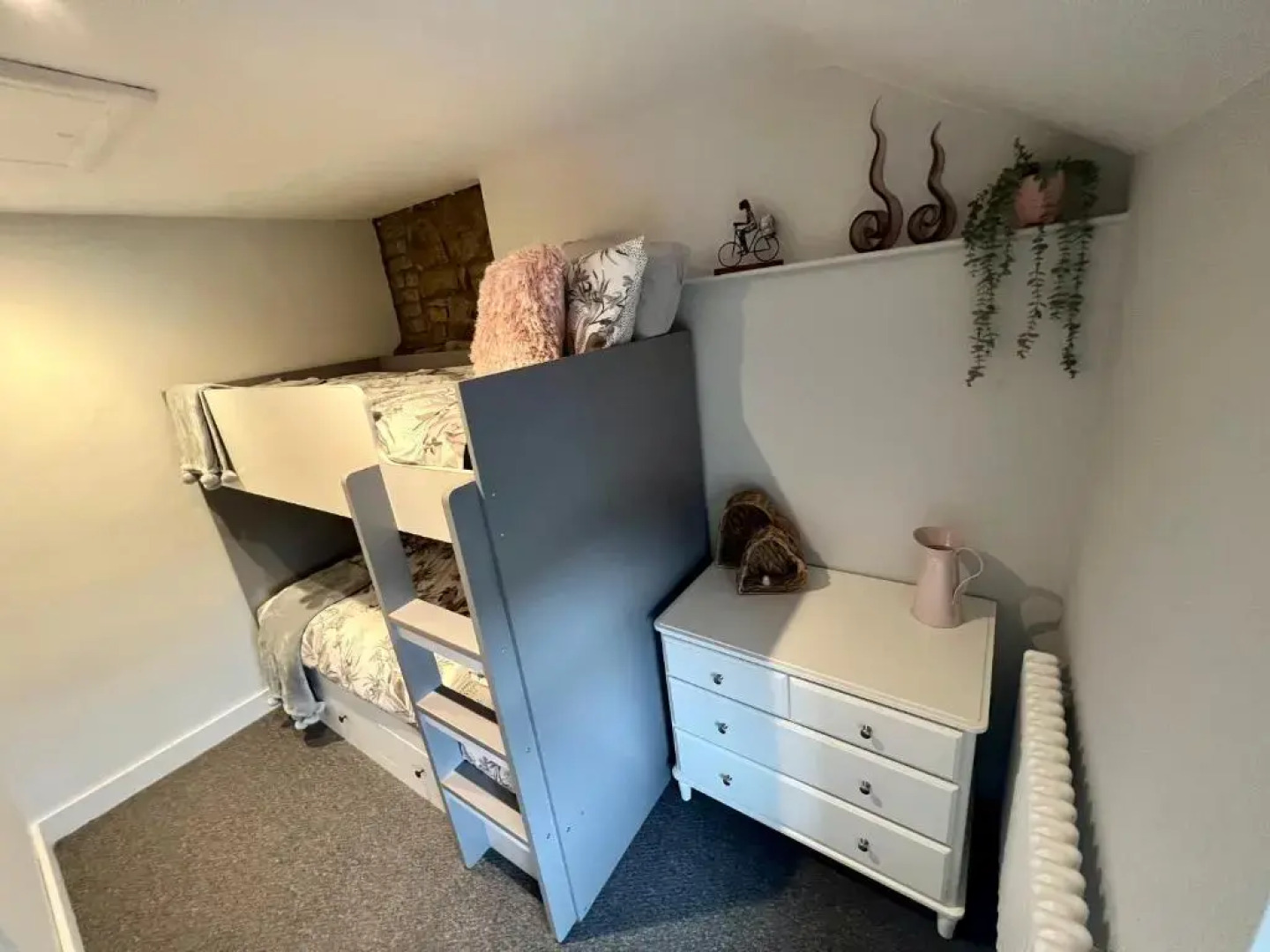 Penderyn Cottage, Waterfall Country, Brecon Beacons