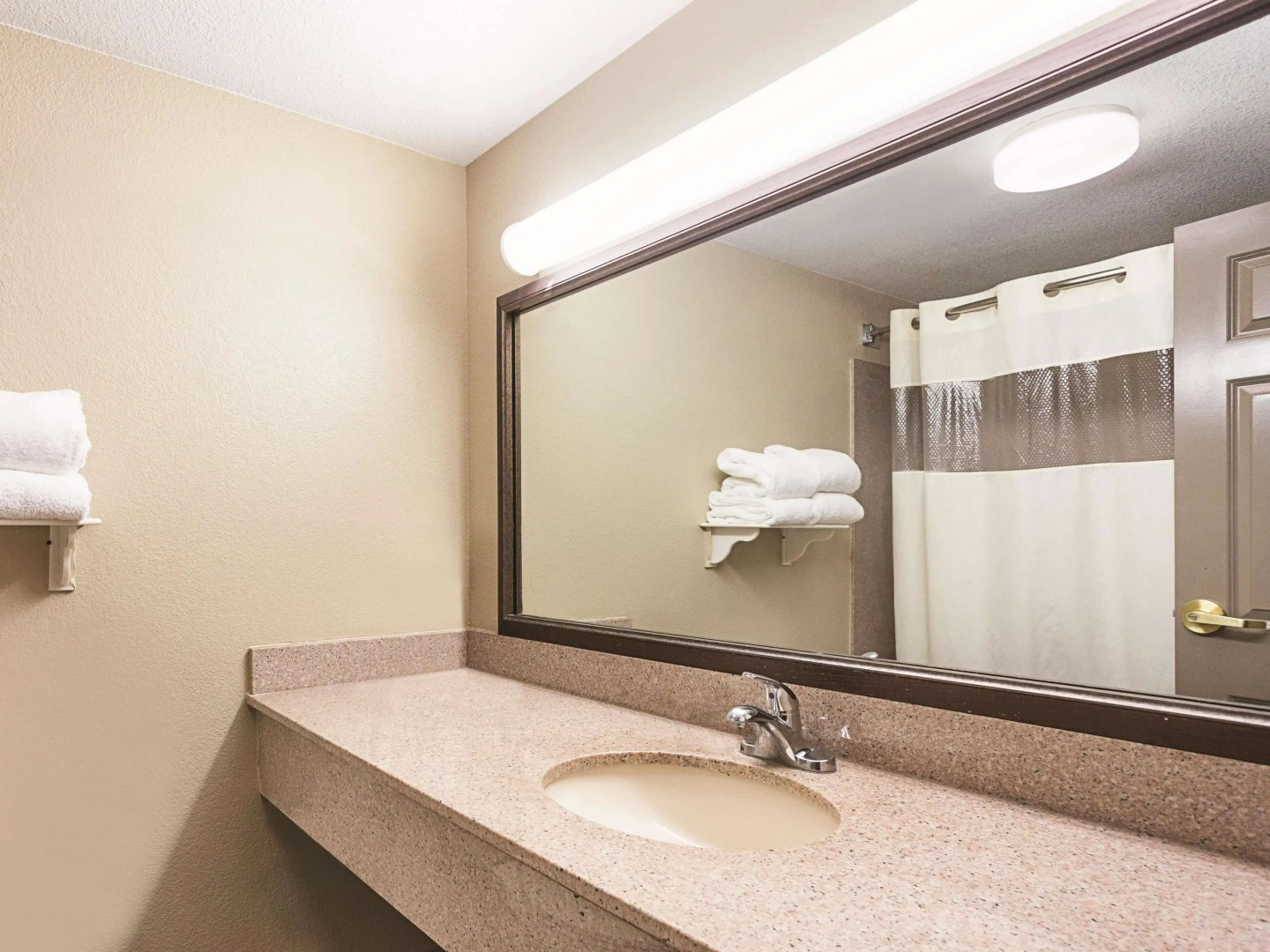 La Quinta Inn & Suites by Wyndham New Braunfels
