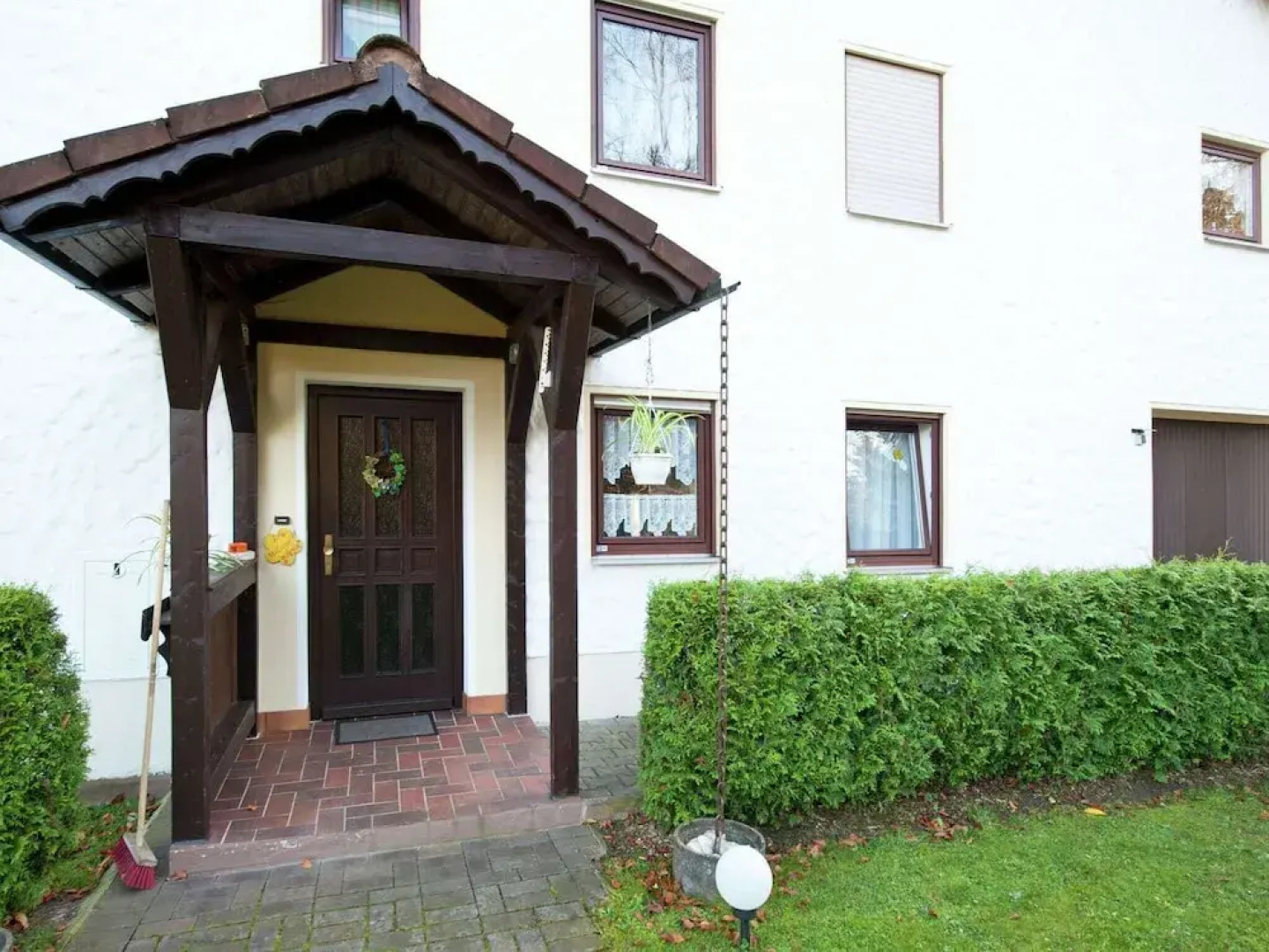 A Holiday Home for 2-4 People Near the Edge of a Wood
