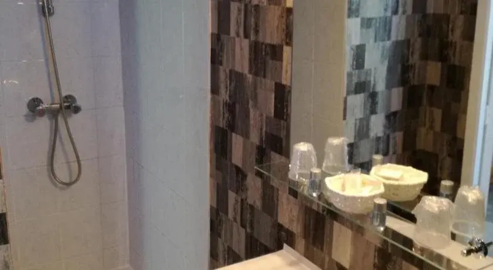 Logis Hotel Au Puits Enchante