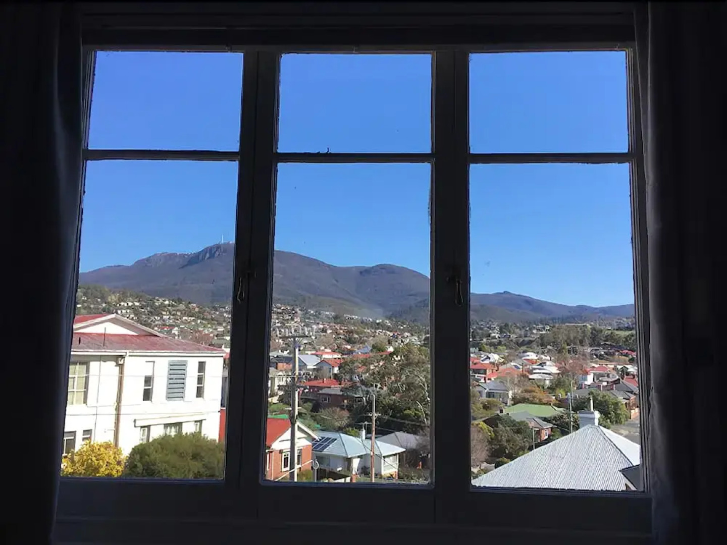 Assemblage Boutique Art B & B