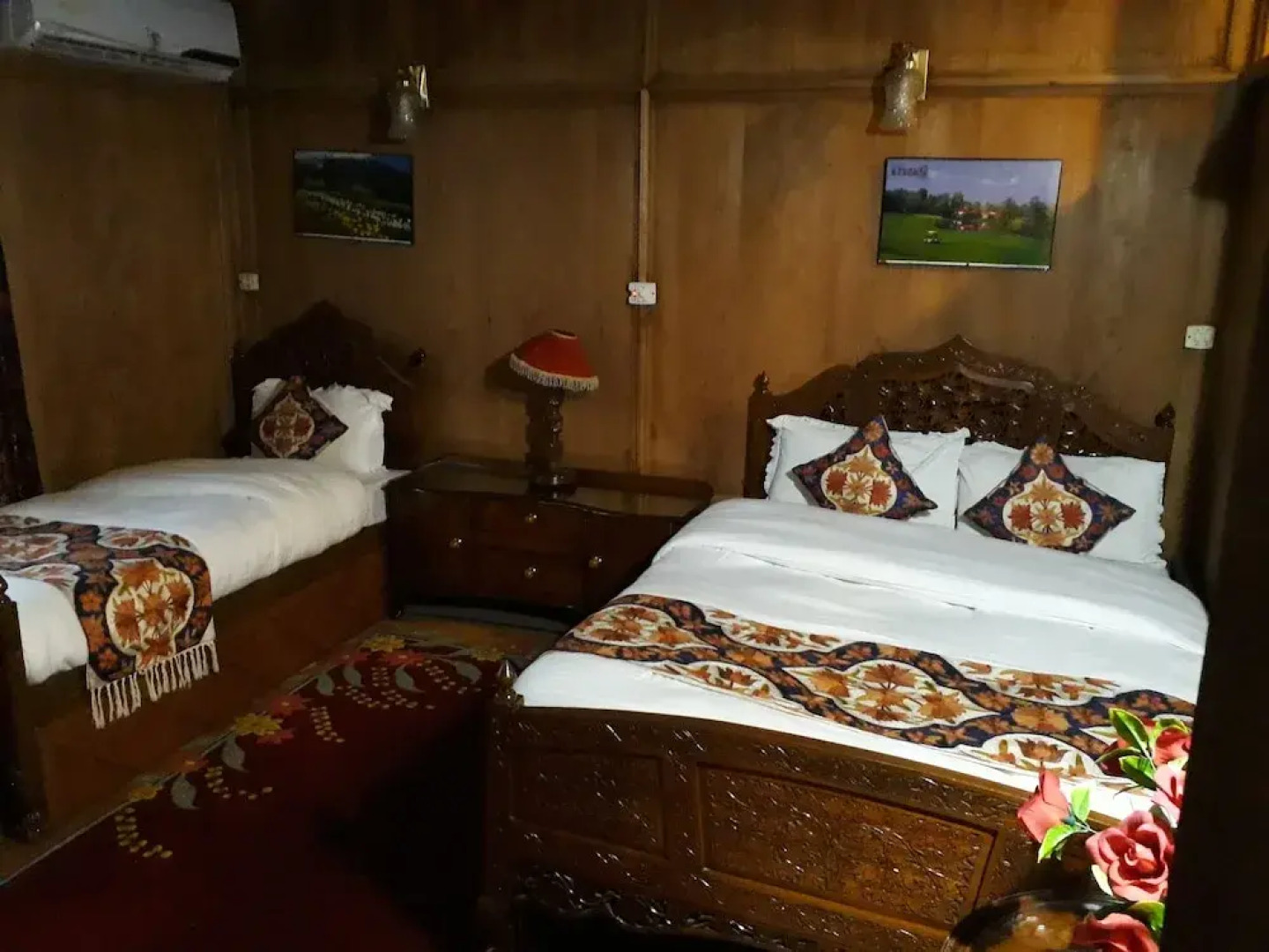 Houseboat Prince Of Bombay