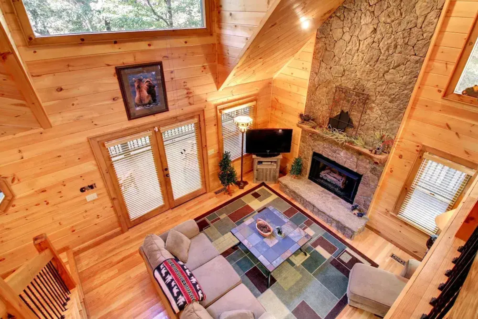 SERENITY WOODS Apartment 3 NEVAEH CABIN RENTALS