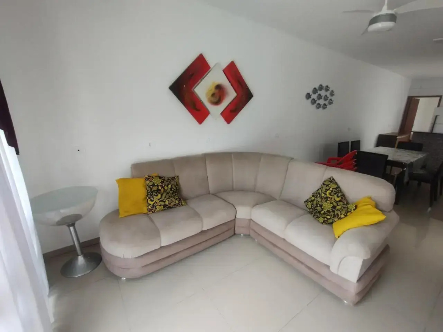 Casa Nova com Piscina 3 quartos