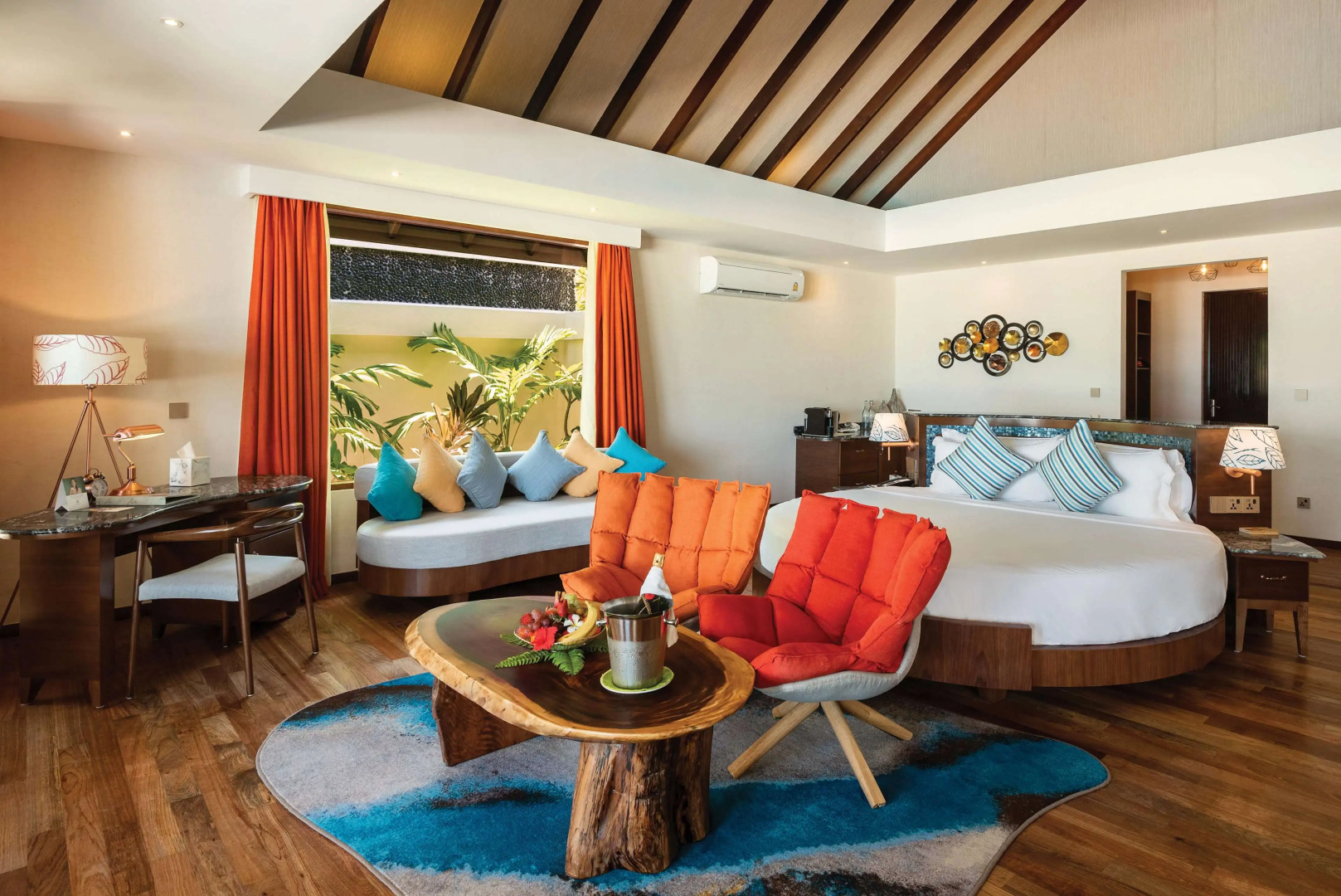 Atmosphere Kanifushi - All Inclusive with Free Transfers