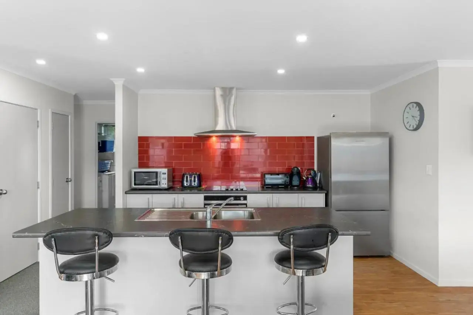 Bach near the Beach - Mangawhai Heads Holiday Home