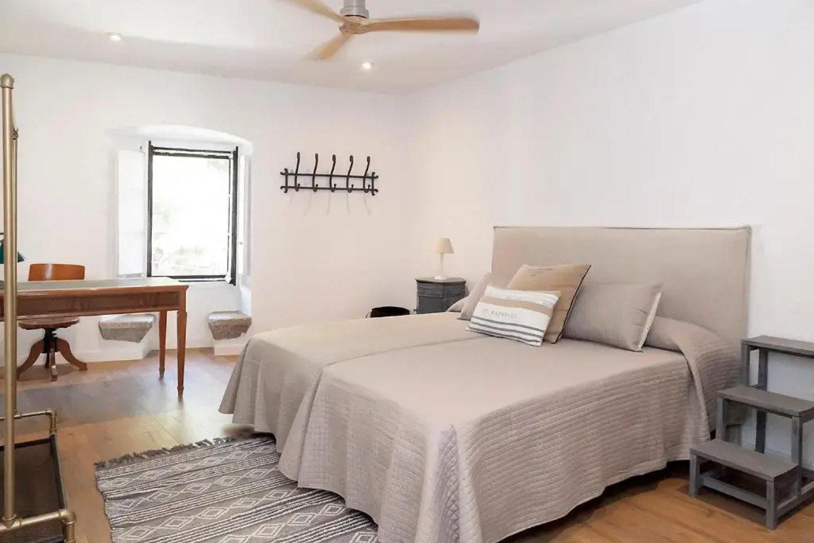 A historic XVI century beach home near Barcelona