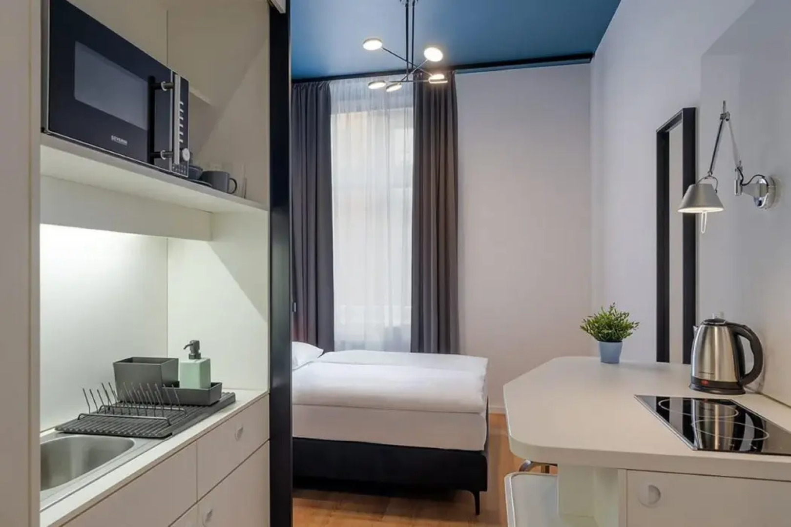 Dean’s Home Budapest