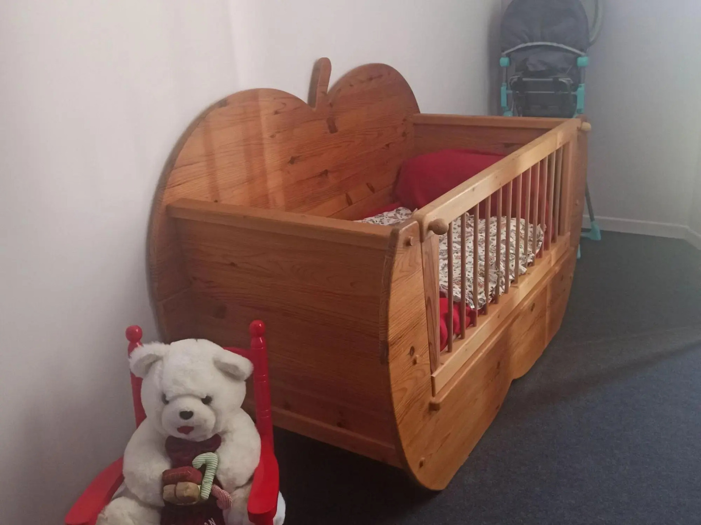 Cozy apartment in Thédirac with a shared swimming pool