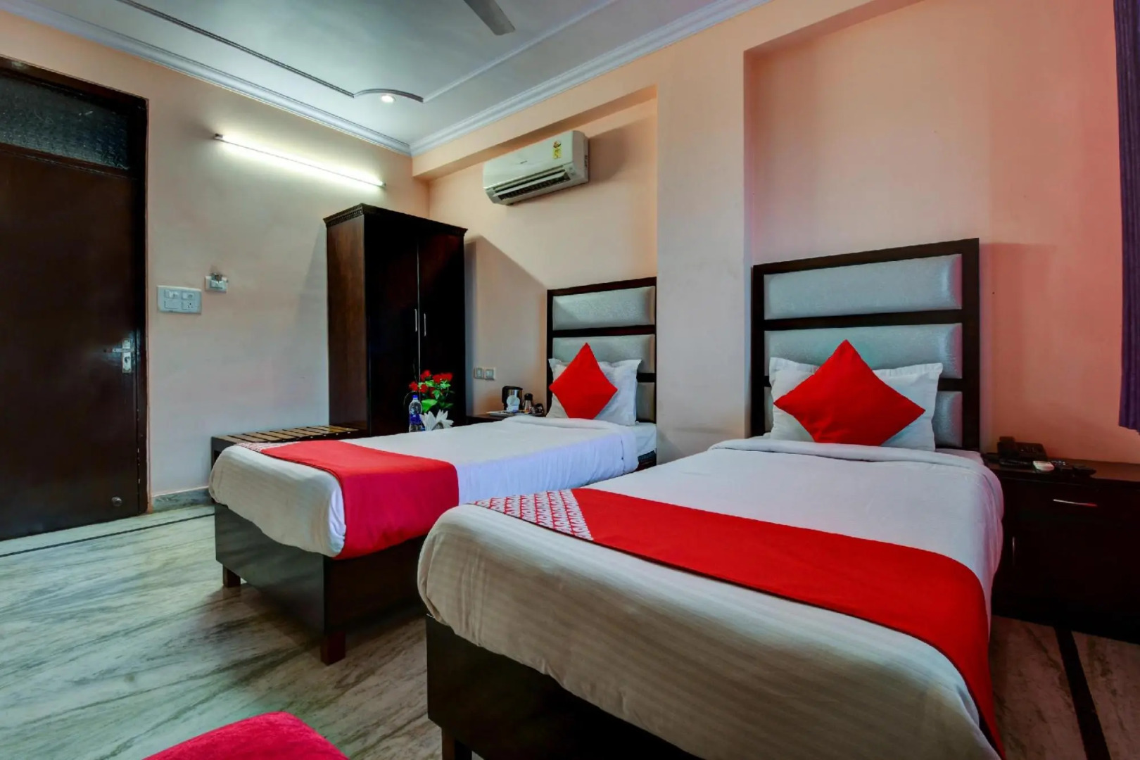 Hotel Grand Akshay