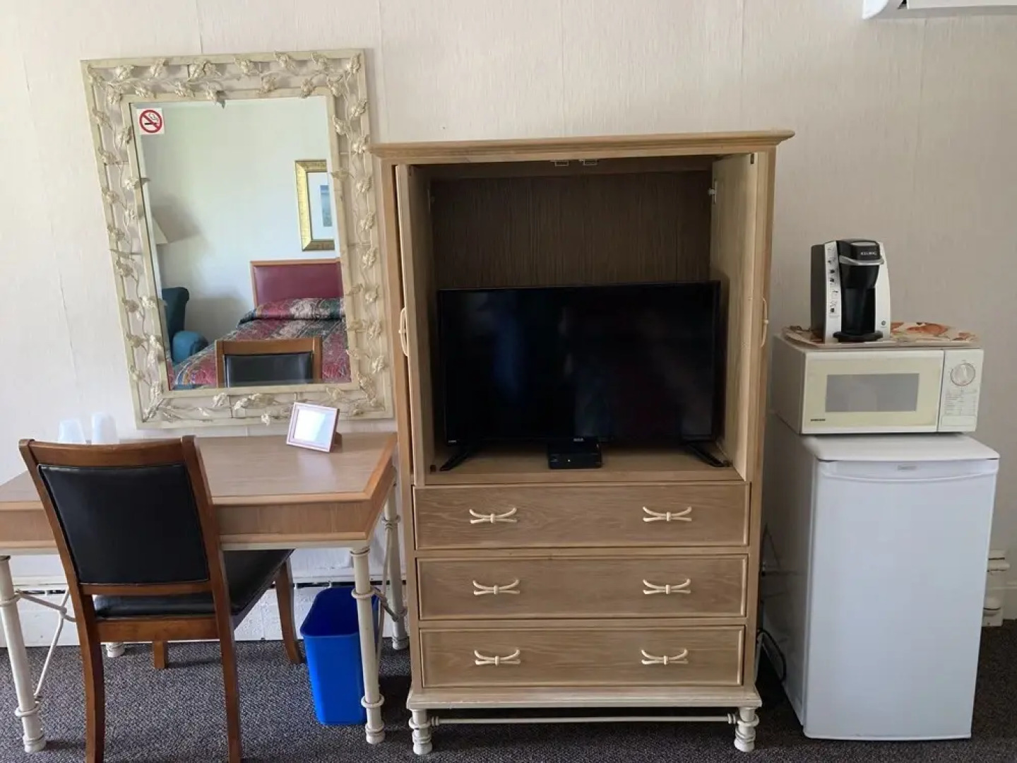 The Lionstone Inn Motel and Cottages