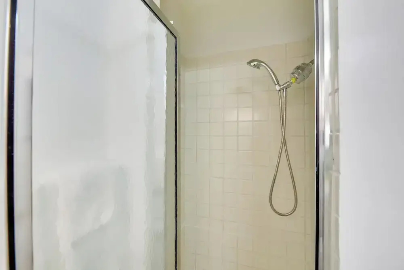 Walk to Sand & Surf - Bright Manhattan Beach Apt!