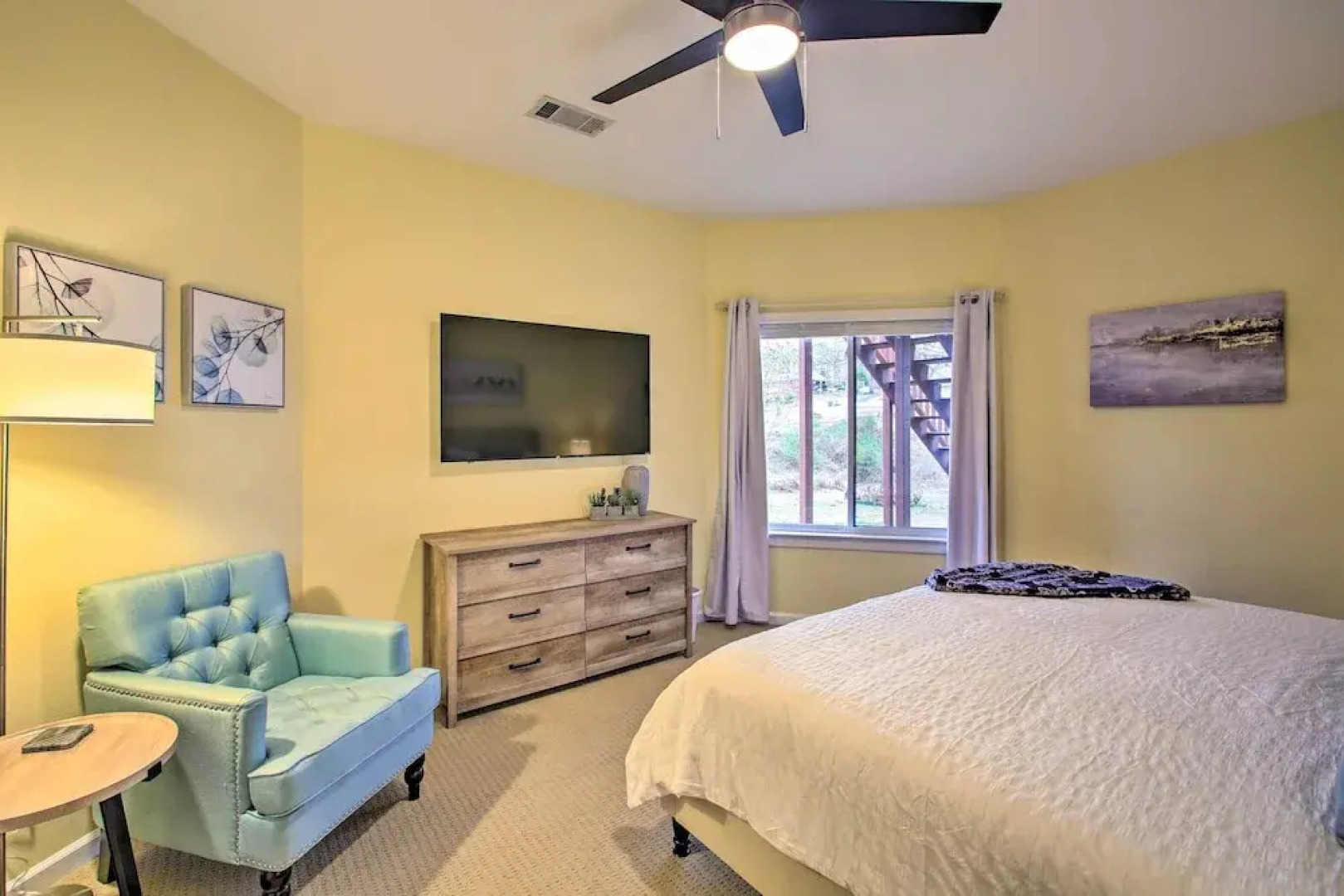 Lakefront Hot Springs Home w/ Deck & Boat Dock