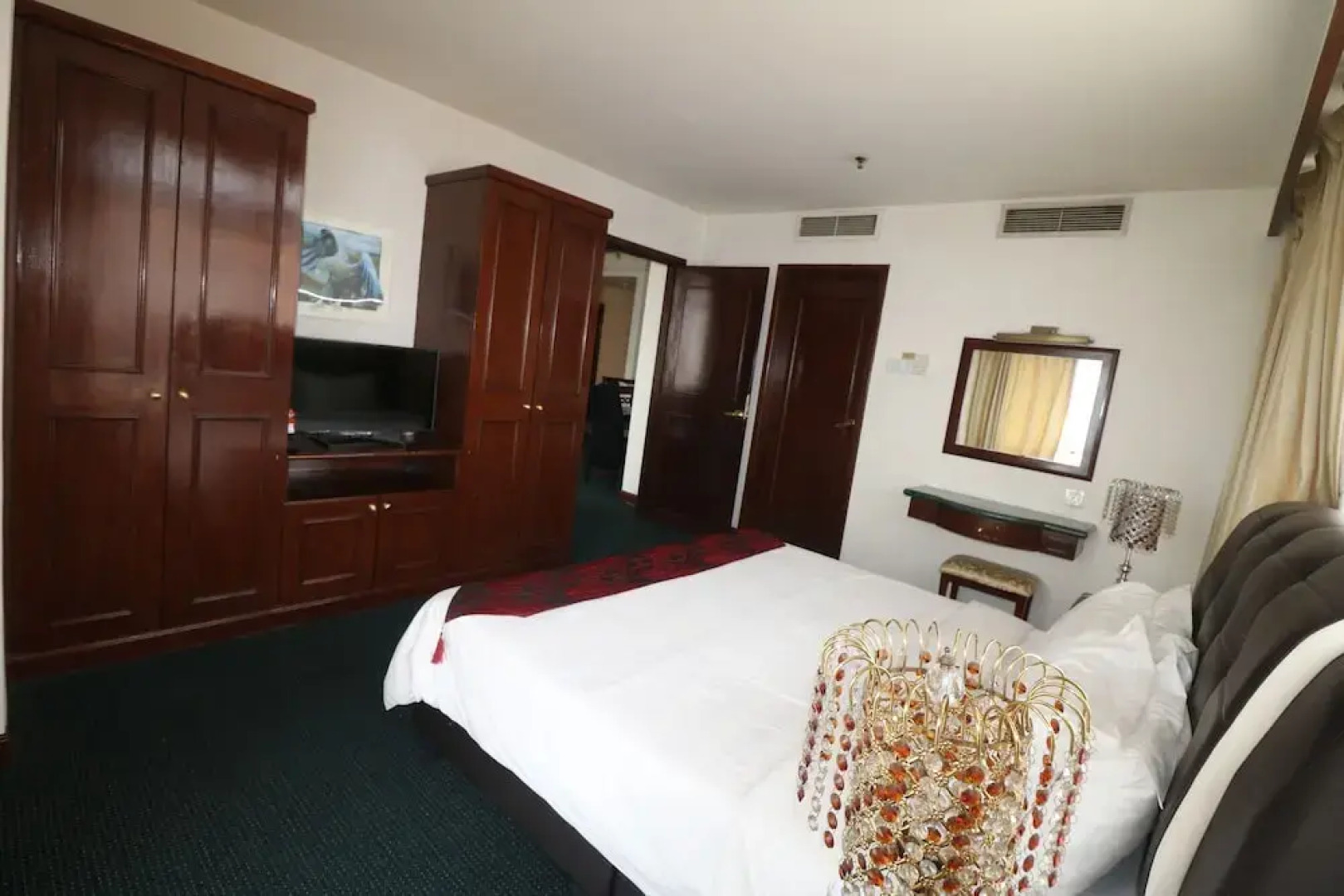 Raintree Apartment Suites at Times Square