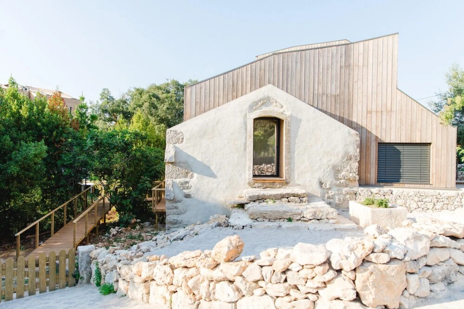 Apartment With one Bedroom in Alvados, With Wonderful Mountain View, Shared Pool, Enclosed Garden