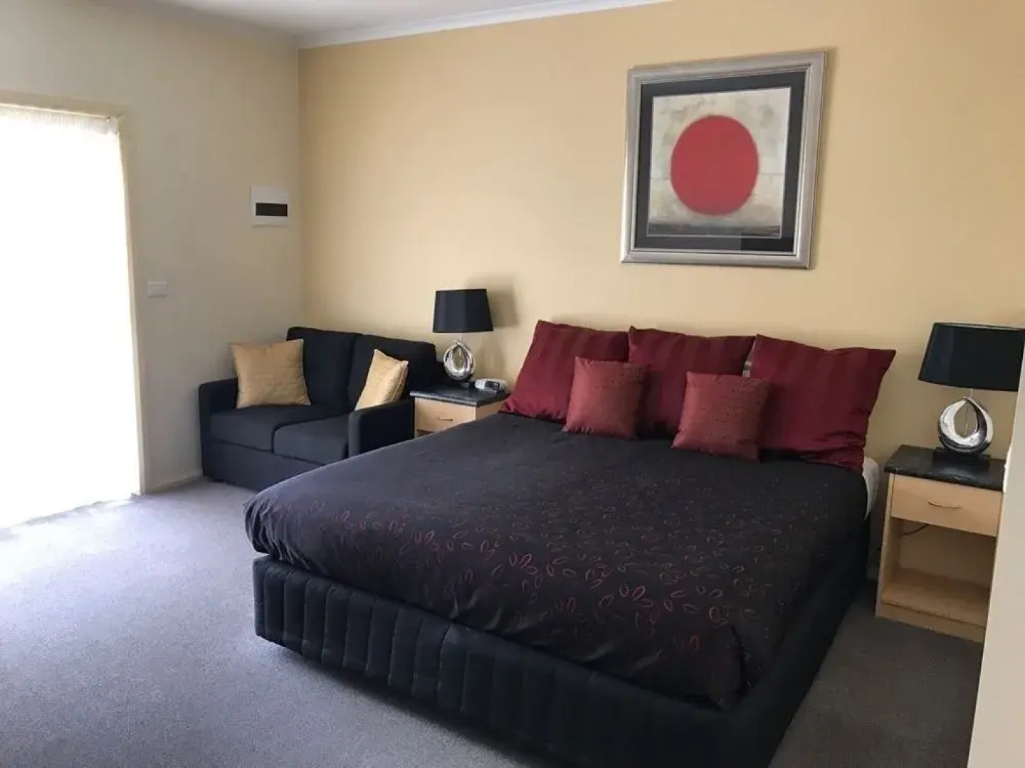 Sportsmans Motor Inn