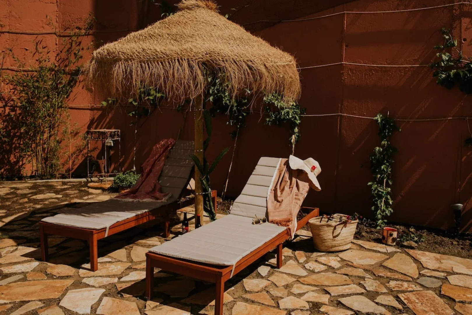 Casa Siempreviva - Adults Recommended